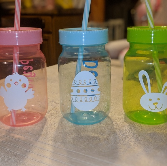 Customized 16oz kids Easter cups - Picture 1 of 2